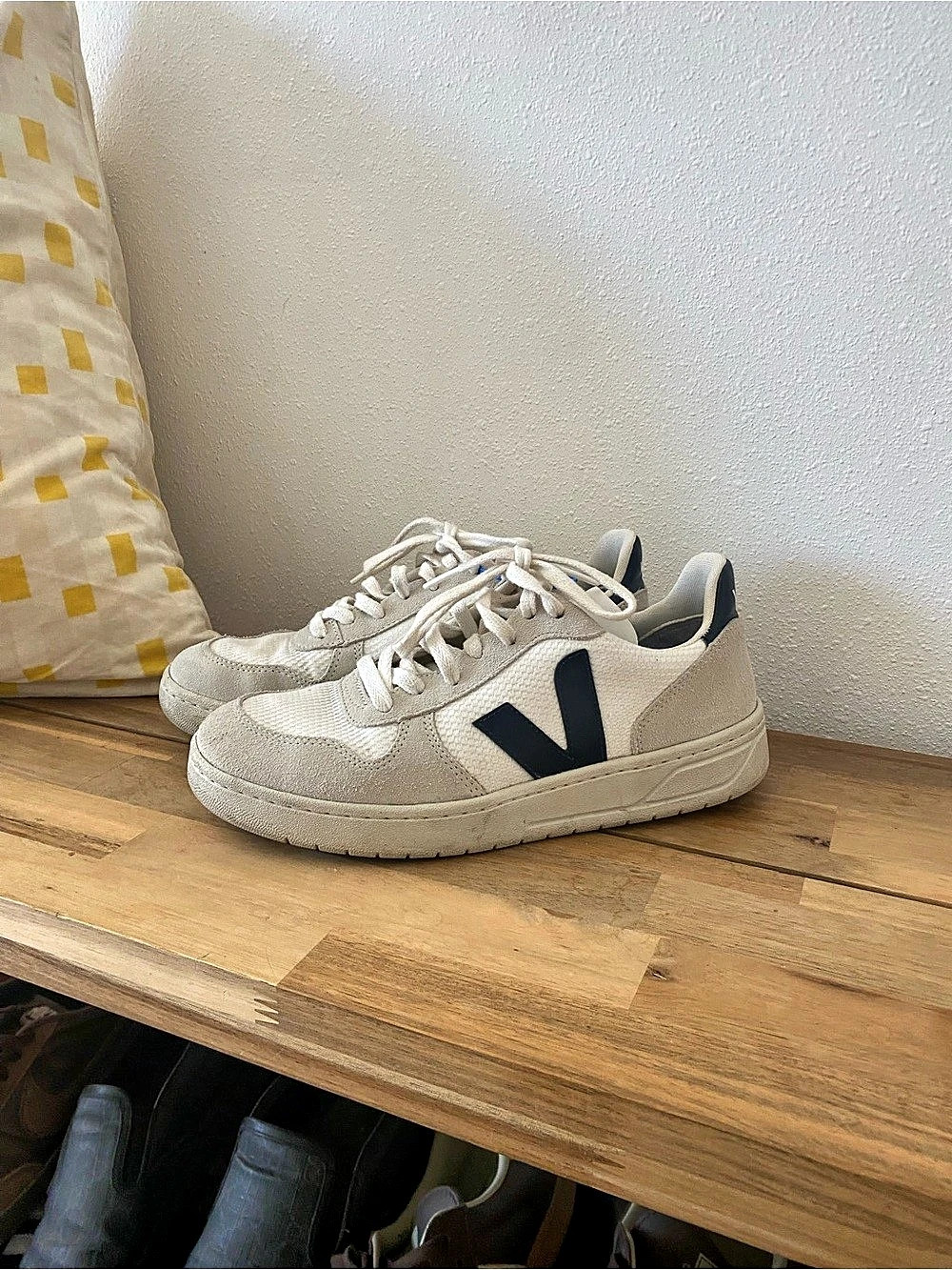 Veja V-10 Sneakers White & Blue EU 39